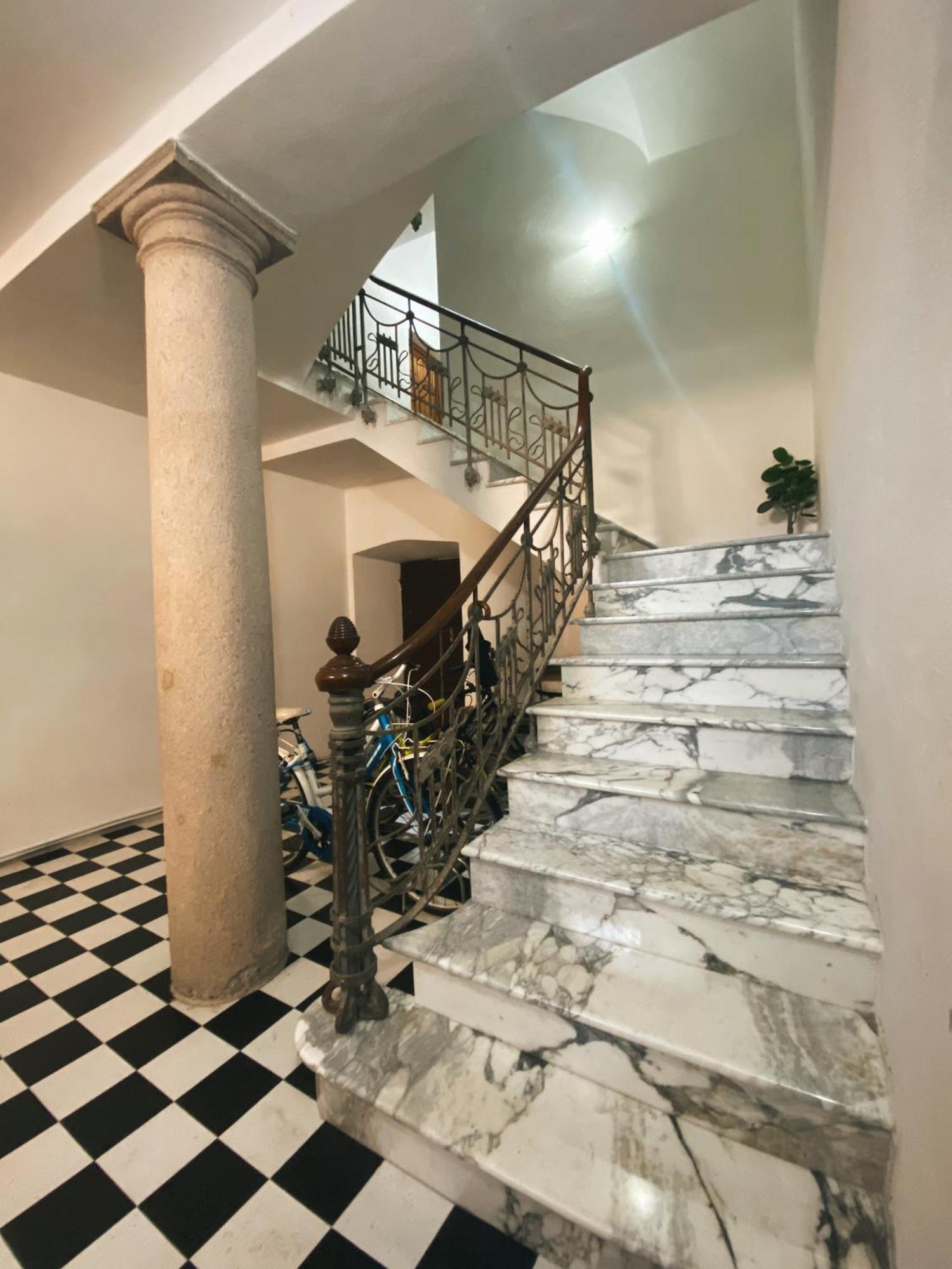 Tra I Due Ponti Hotell Bosa Exteriör bild