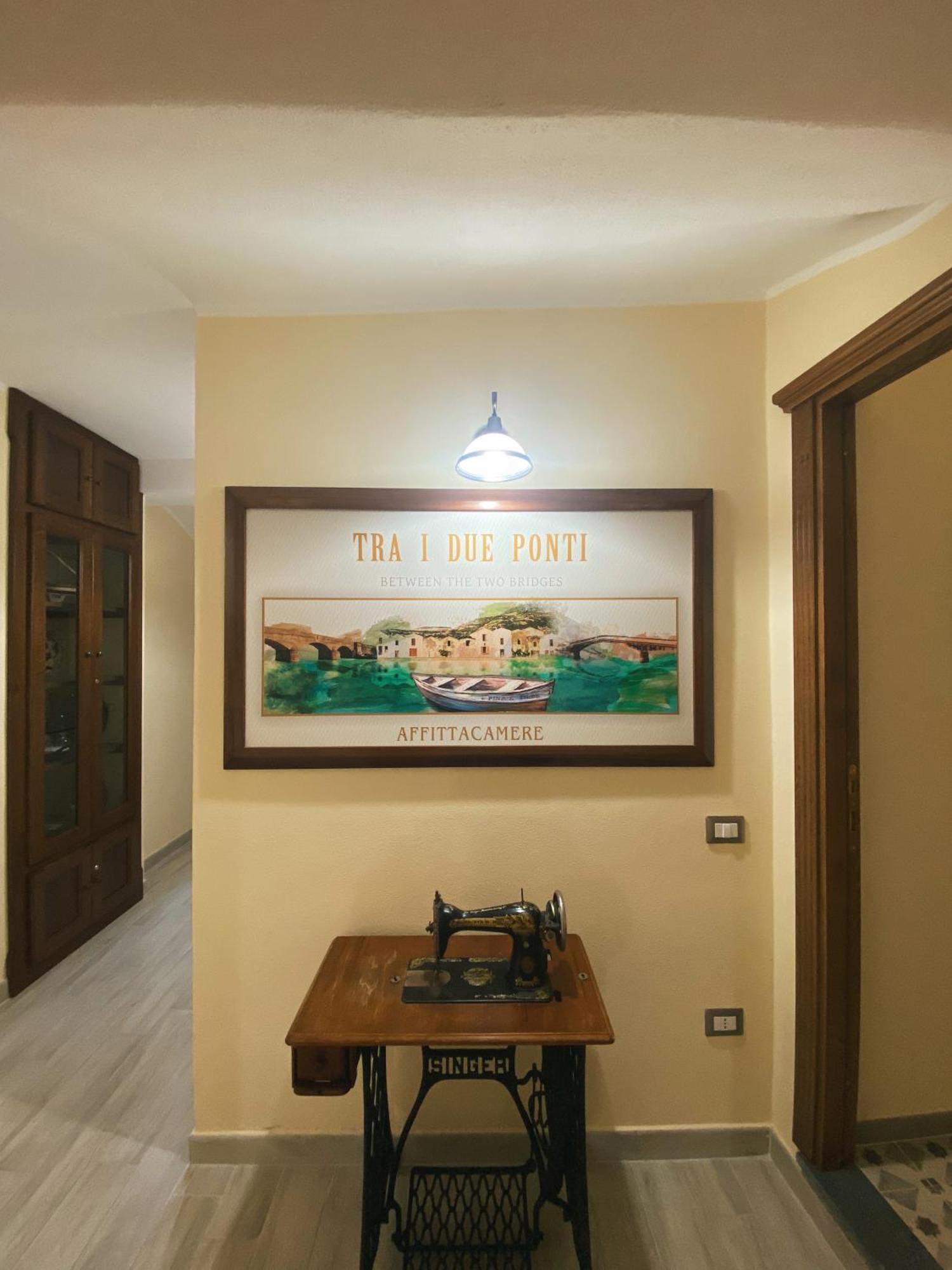 Tra I Due Ponti Hotell Bosa Exteriör bild